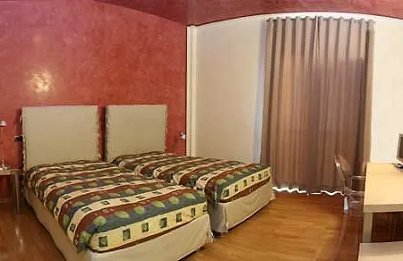 Albatros 4* Syracuse
